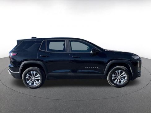 Used 2025 Chevrolet Equinox LT image 16