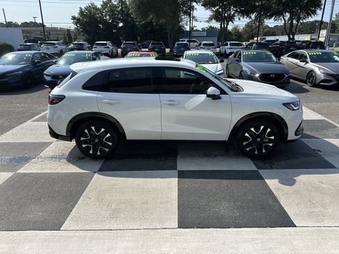 Used 2027 Honda HR-V EX-L image 3