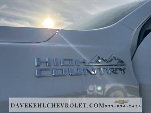 Used 2024 Chevrolet Tahoe High Country image 53
