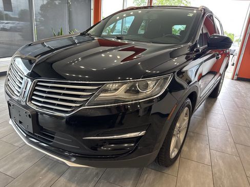 Used 2017 Lincoln MKC Premiere FWD image 8