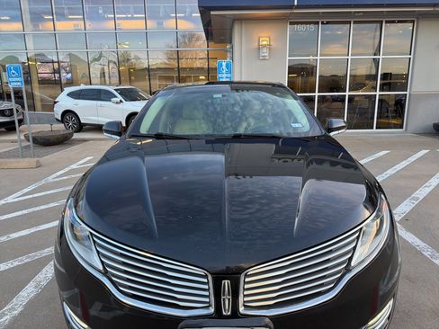 Used 2014 Lincoln MKZ w/ Equipment Group 101A Select image 2