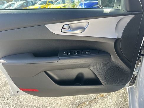 Used 2024 Kia Forte LXS image 21
