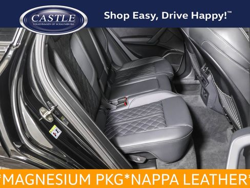 Used 2025 Audi SQ5 Premium Plus image 33