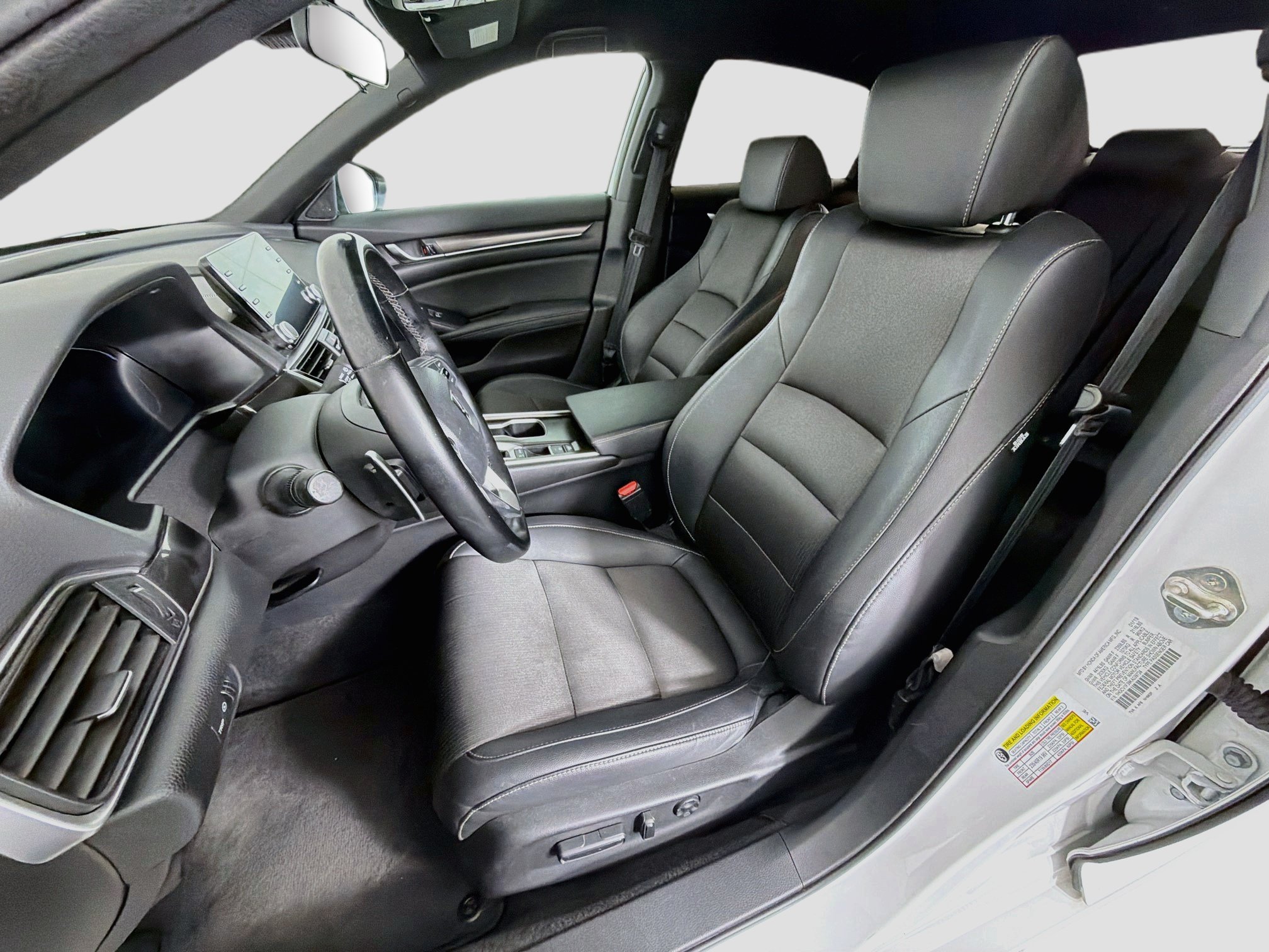 Used 2019 Honda Accord Sport image 13
