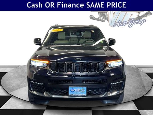 Used 2023 Jeep Grand Cherokee L Limited AWD/4WD image 2