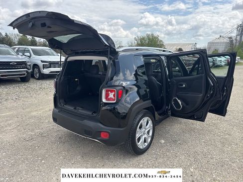 Used 2017 Jeep Renegade Limited FWD image 13