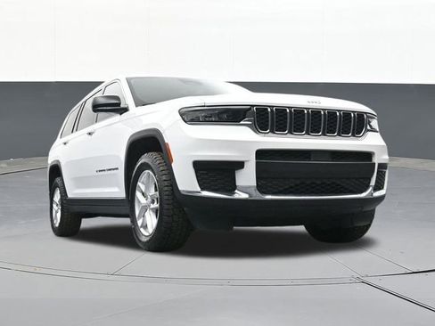 Used 2022 Jeep Grand Cherokee L Laredo w/ Luxury Tech Group I image 51