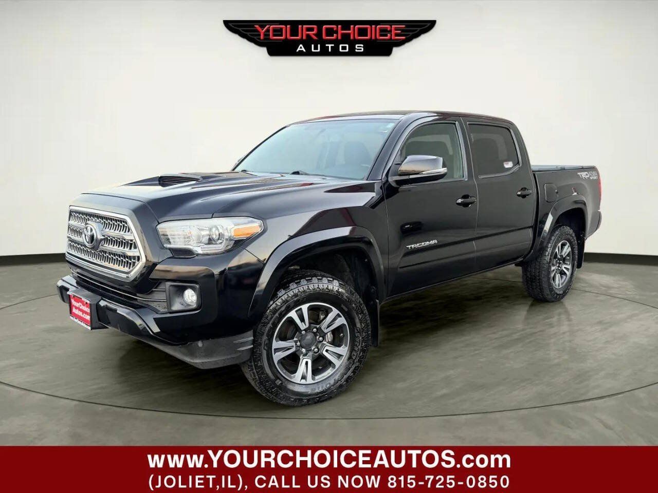 Used 2017 Toyota Tacoma TRD Sport w/ Tow Package (A/T) AWD/4WD image 1