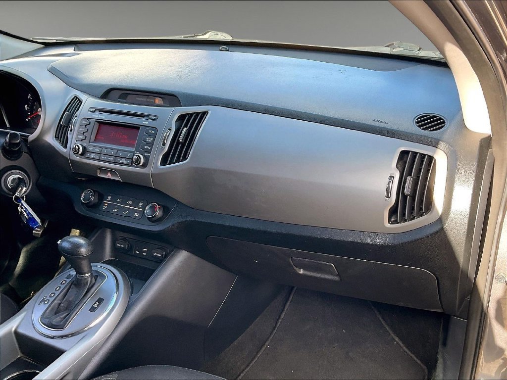 Used 2016 Kia Sportage LX AWD/4WD image 12