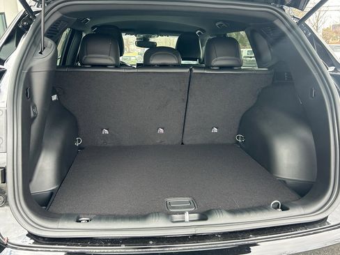 New 2026 Jeep Compass Latitude image 11