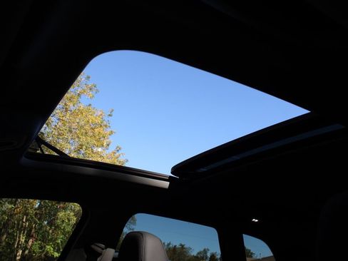 Used 2025 Audi Q5 Premium Plus w/ Premium Plus AWD/4WD image 19