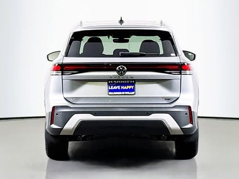 New 2026 Volkswagen Tiguan S image 6