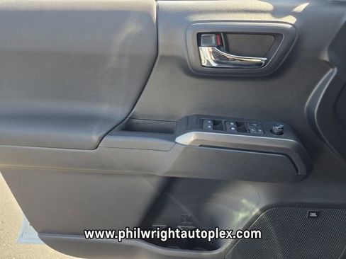 Used 2019 Toyota Tacoma TRD Pro image 32