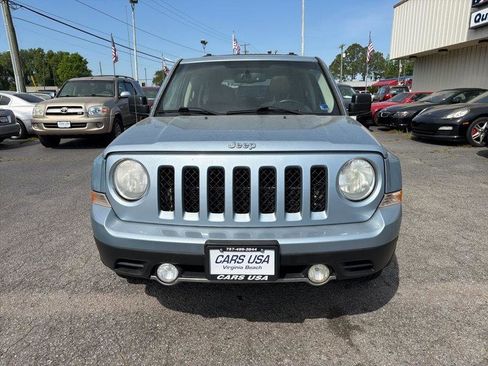 Used 2013 Jeep Patriot Limited w/ Sun/Sound Group FWD image 4