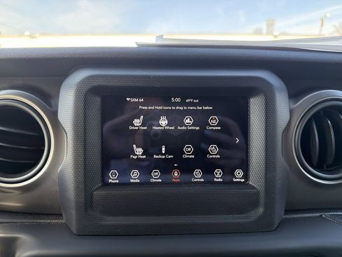 Used 2018 Jeep Wrangler Sport image 8