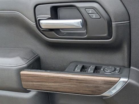 Certified 2021 Chevrolet Silverado 1500 RST image 26