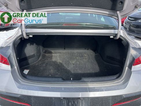 Used 2024 Hyundai Elantra SEL w/ Convenience Package image 25