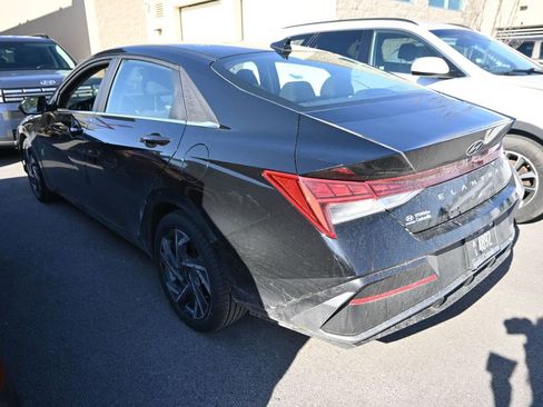 Certified 2024 Hyundai Elantra SEL w/ Convenience Package image 13