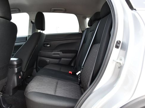 Used 2025 Mitsubishi Outlander Sport ES AWD/4WD image 19