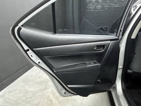 Used 2015 Toyota Corolla L FWD image 21
