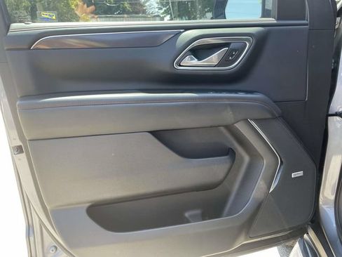 Used 2022 Chevrolet Tahoe RST w/ Luxury Package AWD/4WD image 20