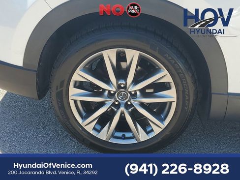 Used 2017 MAZDA CX-9 Signature AWD/4WD image 11