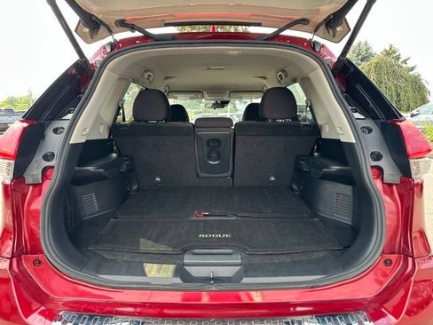 Used 2019 Nissan Rogue SV AWD/4WD image 19
