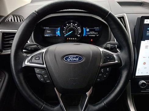 Used 2022 Ford Edge SEL w/ Convenience Package image 18