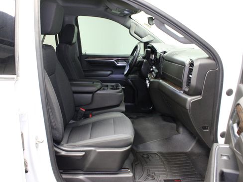 Used 2023 GMC Sierra 1500 SLE w/ Max Trailering Package AWD/4WD image 29