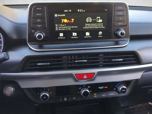 Used 2020 Kia Telluride LX image 14