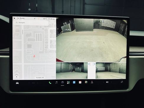 Used 2023 Tesla Model X AWD/4WD image 36