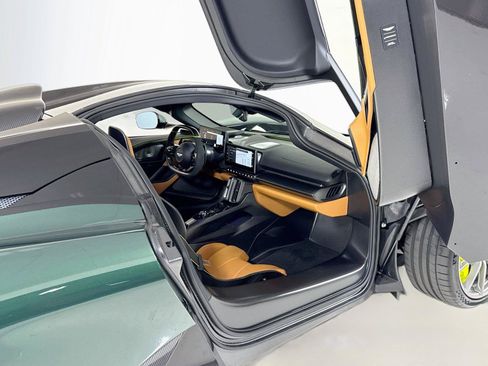 Used 2026 Aston Martin Valhalla AWD/4WD image 30