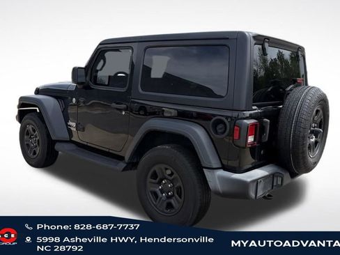 Used 2019 Jeep Wrangler Sport S image 4