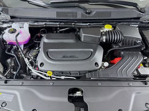 New 2026 Chrysler Pacifica Select image 29