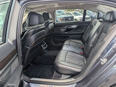 Used 2020 BMW 740i RWD image 14