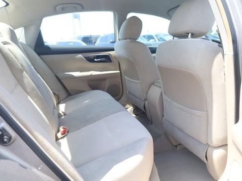 Used 2013 Nissan Altima 3.5 S FWD image 19