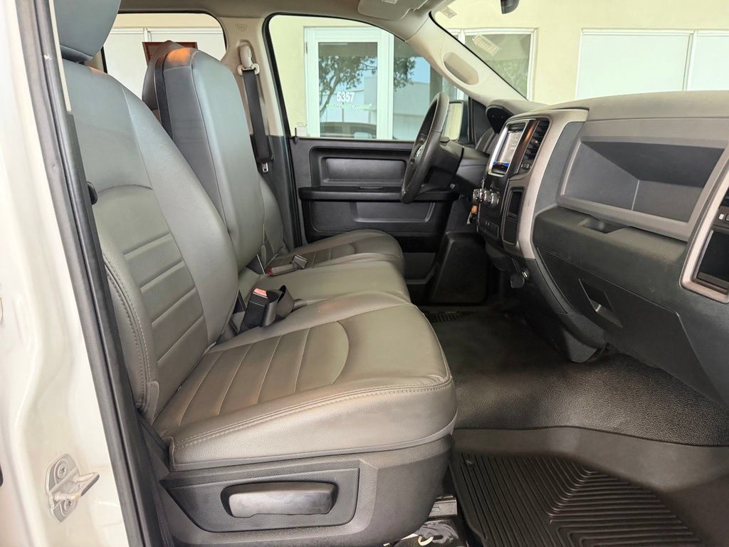 Used 2018 RAM 1500 Tradesman AWD/4WD image 23