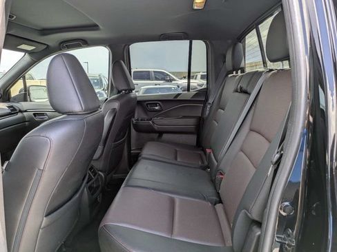 Used 2022 Honda Ridgeline Black Edition image 13