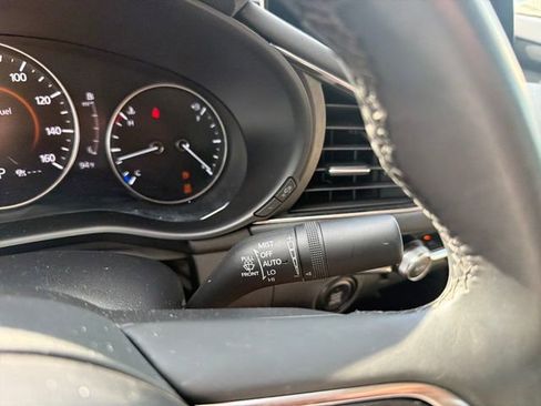 Used 2025 MAZDA MAZDA3 s FWD image 29