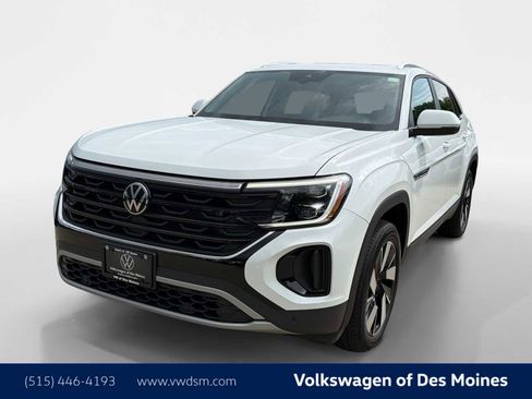 Used 2024 Volkswagen Atlas Cross Sport SE AWD/4WD image 1