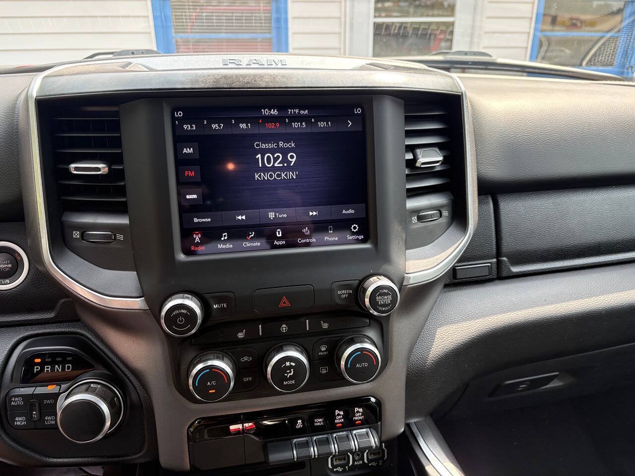 Used 2019 RAM 1500 Big Horn AWD/4WD image 16