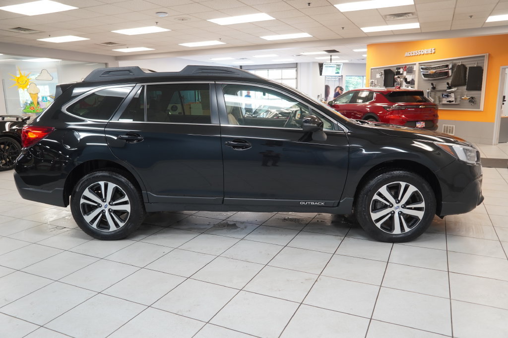Used 2019 Subaru Outback 2.5i Limited AWD/4WD image 15