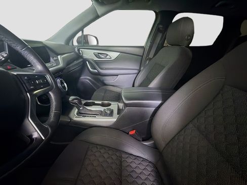 Used 2019 Chevrolet Blazer LT FWD image 13
