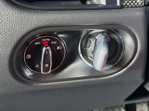 Used 2024 Porsche Macan GTS image 10