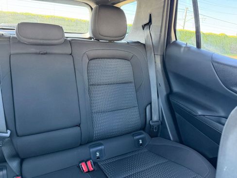 Used 2025 Chevrolet Equinox LT image 36