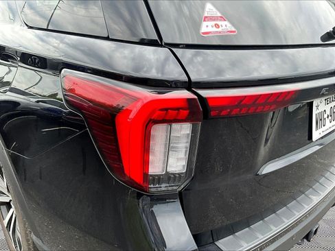 Used 2025 Ford Explorer ST-Line AWD/4WD image 23