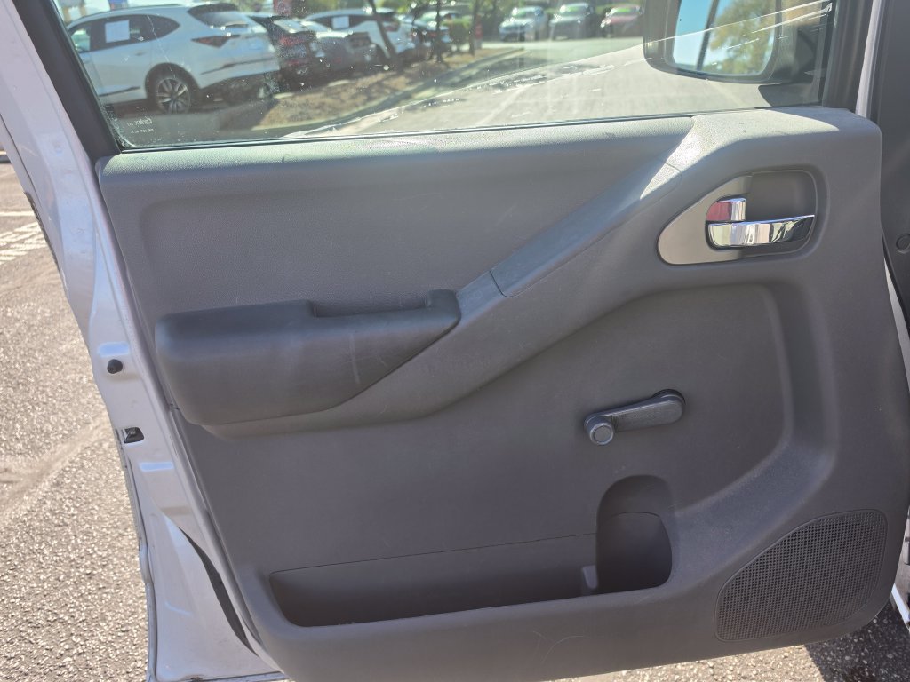 Used 2011 Nissan Frontier S RWD image 16