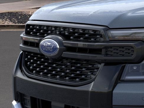 New 2025 Ford Ranger Lariat w/ FX4 Off-Road Package AWD/4WD image 17