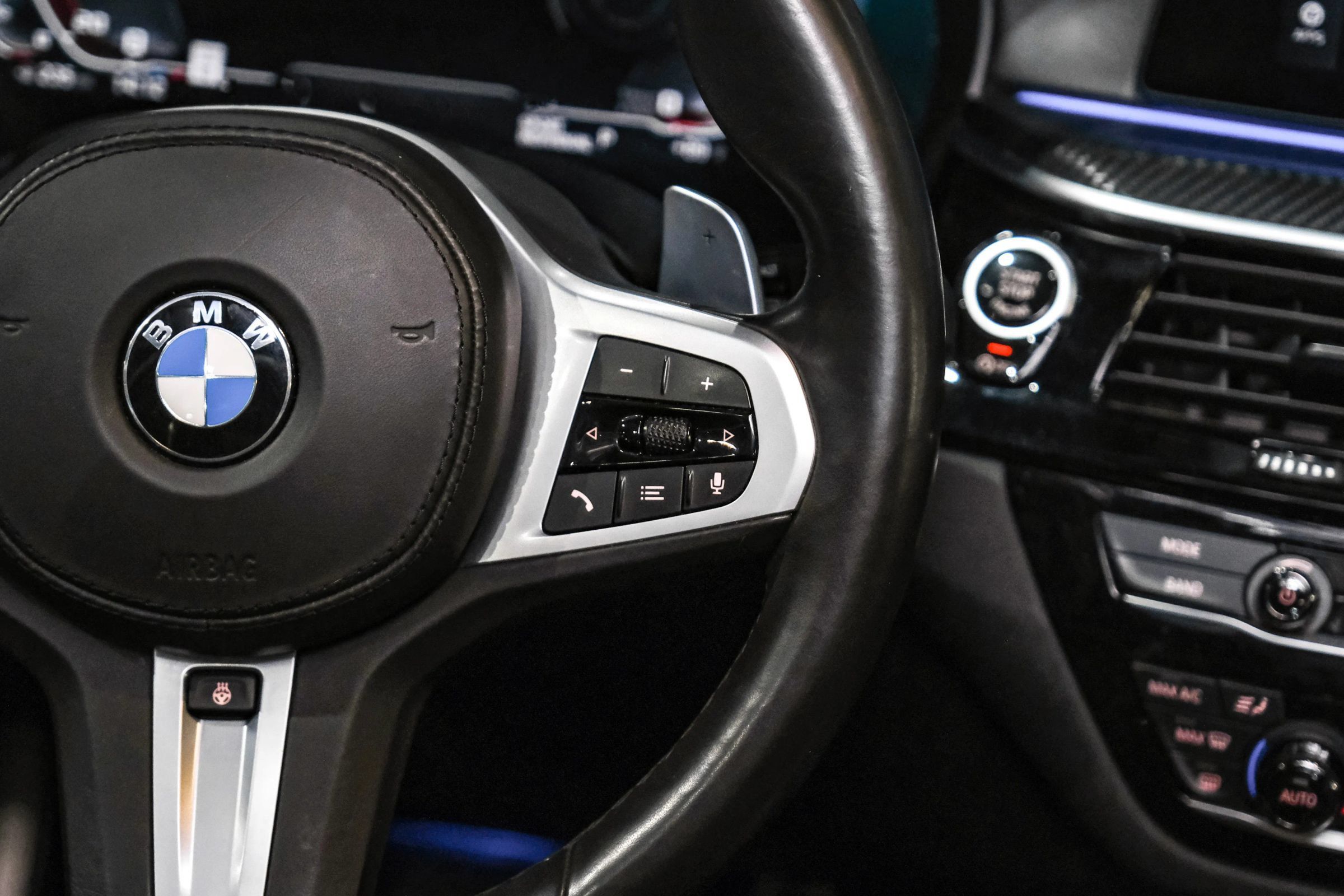 Used 2020 BMW M550i xDrive w/ Executive Package AWD/4WD image 20