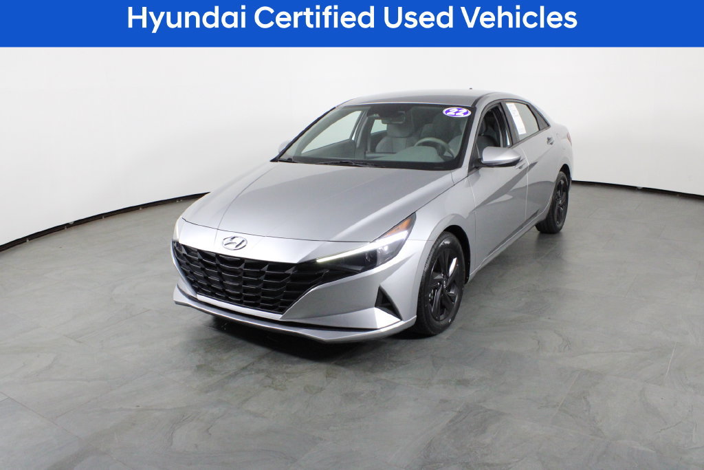 Certified 2022 Hyundai Elantra SEL FWD image 2